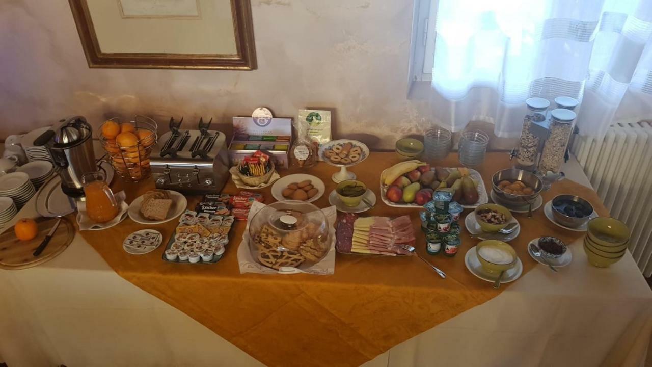 サン・ジミニャーノ Borgo Fontaccia Bed & Breakfast エクステリア 写真