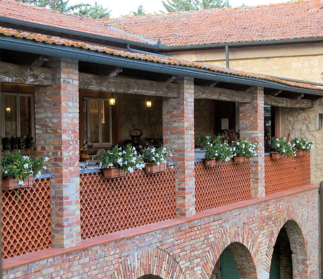 サン・ジミニャーノ Borgo Fontaccia Bed & Breakfast エクステリア 写真